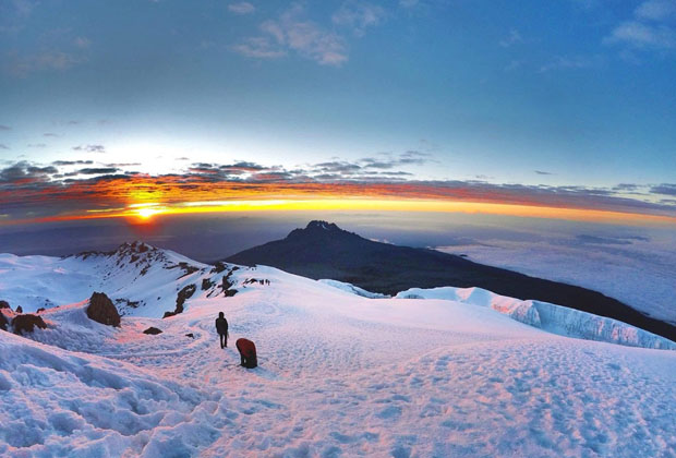 7 Days Kilimanjaro Machame Route |Tanzania Adventures 7 Days Kilimanjaro Machame route is one of the highest summit success rates given the topography and nature of the route which allows climbers to “trek high & sleep low.