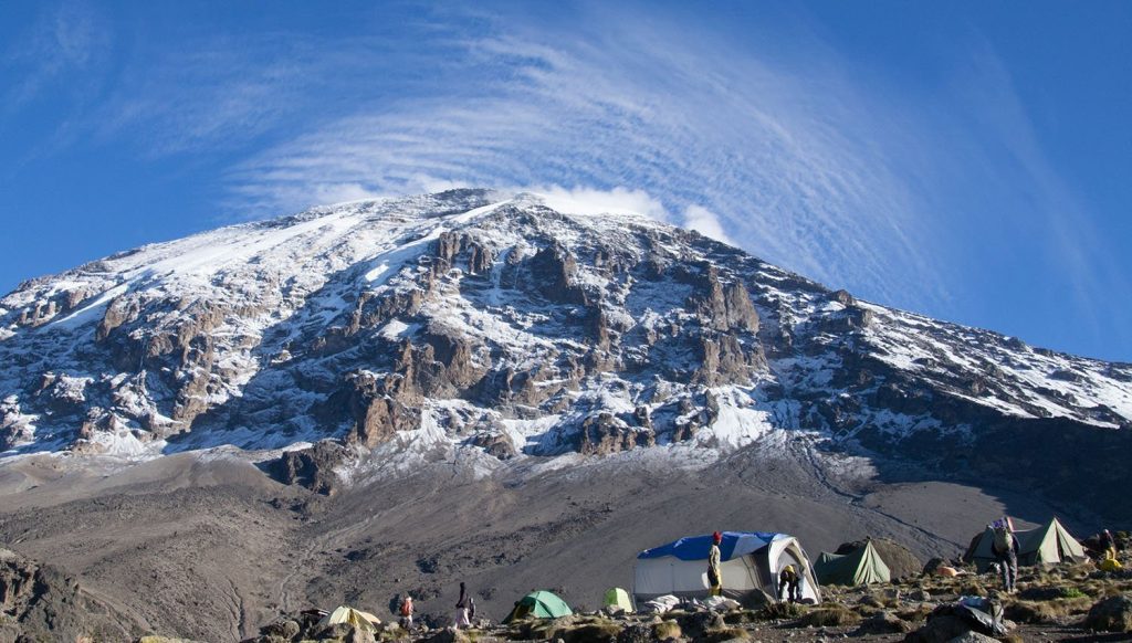 Best 6-day Kilimanjaro group trekking options