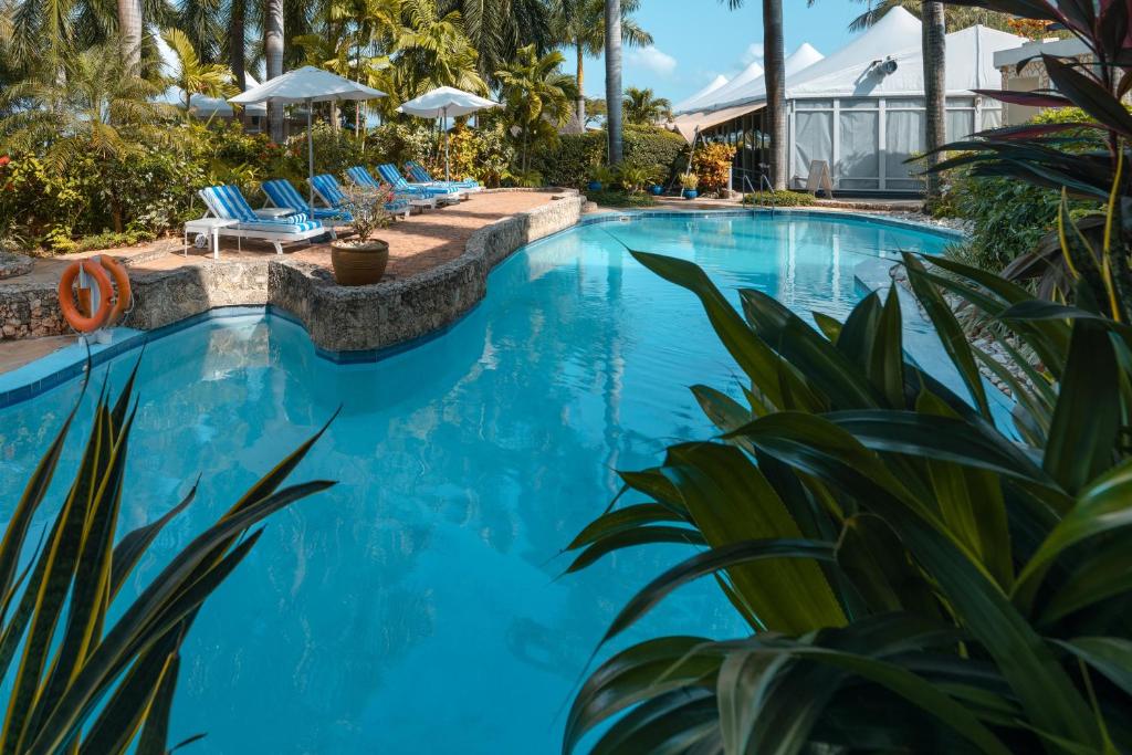 Historic hotels Dar es Salaam