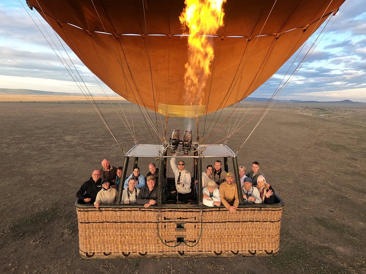 Hot air balloon safaris in Serengeti