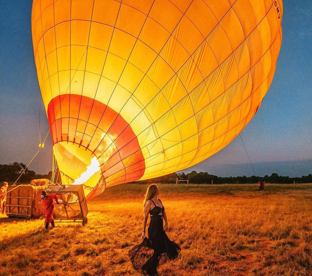 How much does a hot air balloon safari in Tanzania cost?