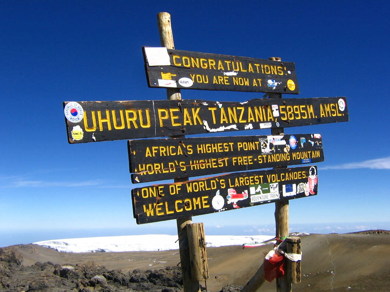 Luxury Kilimanjaro climb with Serengeti safari