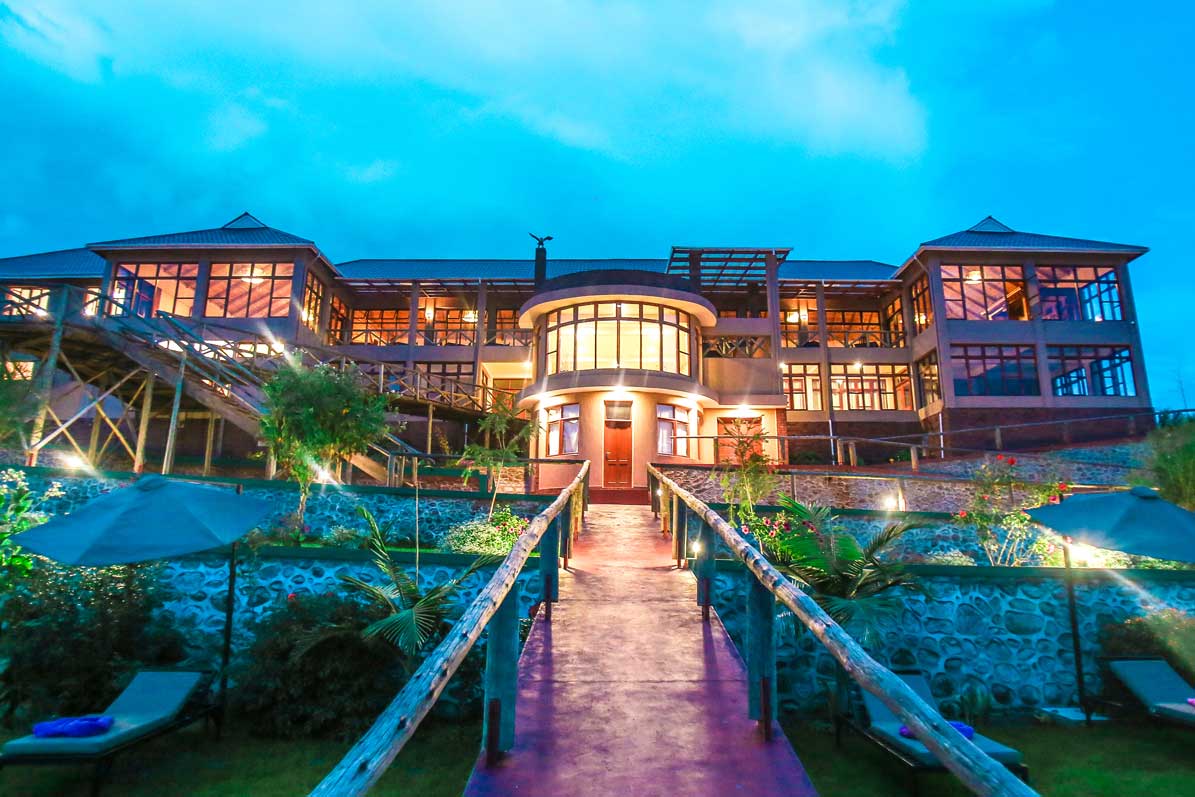 What types of accommodations are available on a Tanzania safari?